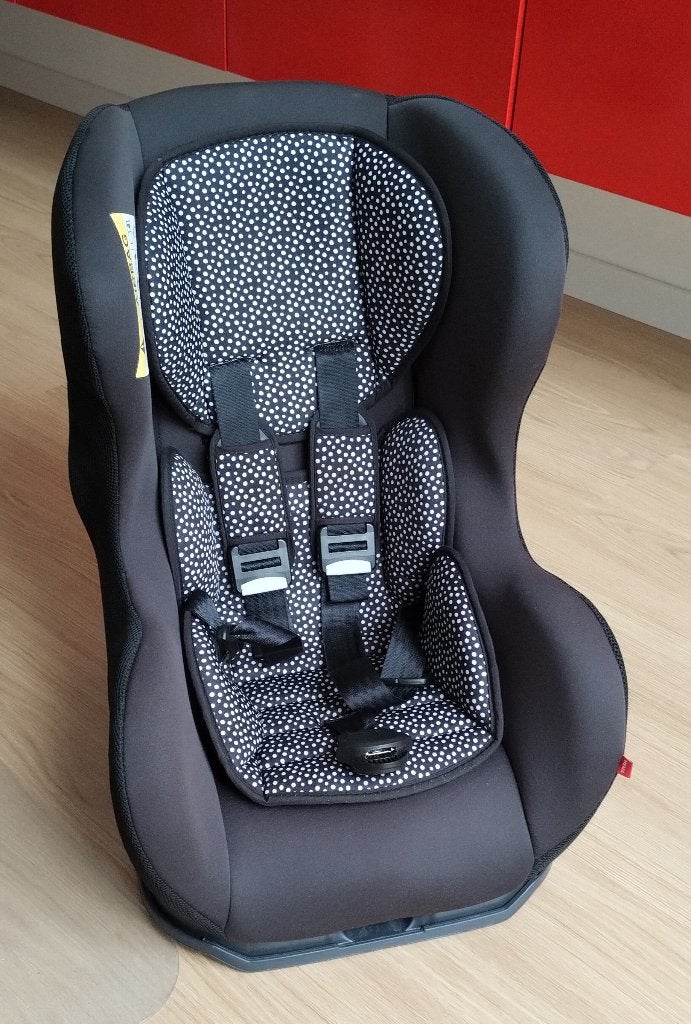 Hema autostoel met gordelbevestiging (1-3 jaar), 9 t/m 18 kg, Ophalen, Overige merken, Gebruikt