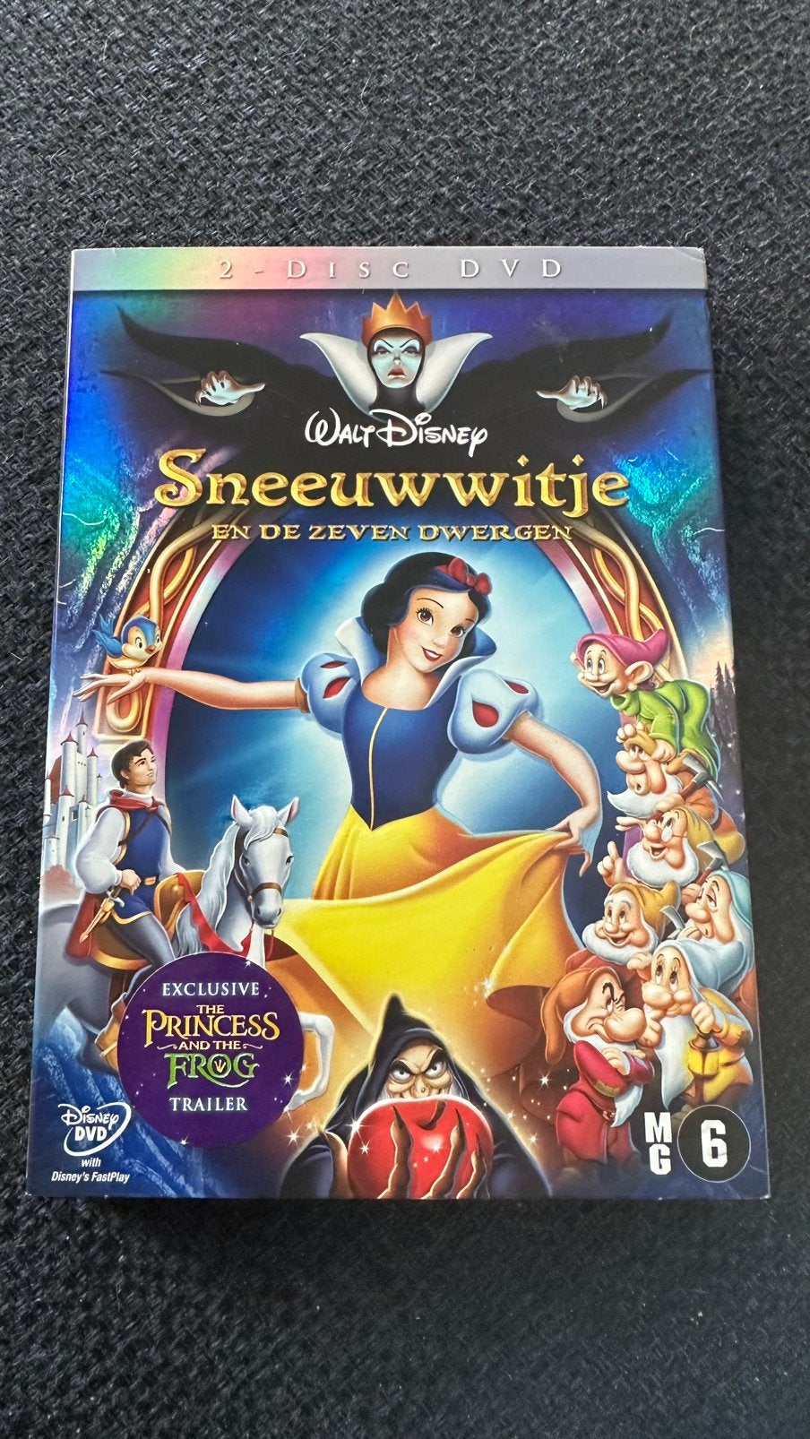 Sneeuwwitje en doornroosje dvd, Cd's en Dvd's, Tekenfilm, Overige soorten, Zo goed als nieuw, Alle leeftijden