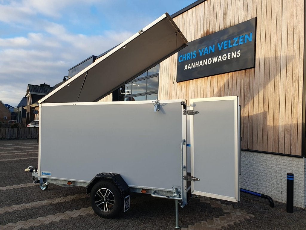 Hapert Sapphire L-1 gesloten bakwagen met Hefdak, Nieuw