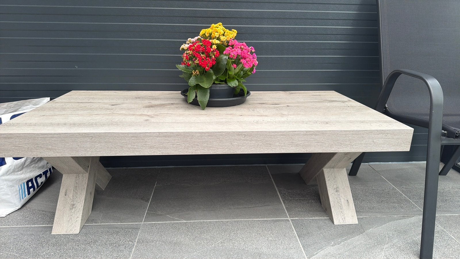 Kruispoot tafel, Ophalen, 100 tot 150 cm, 50 tot 100 cm, Zo goed als nieuw