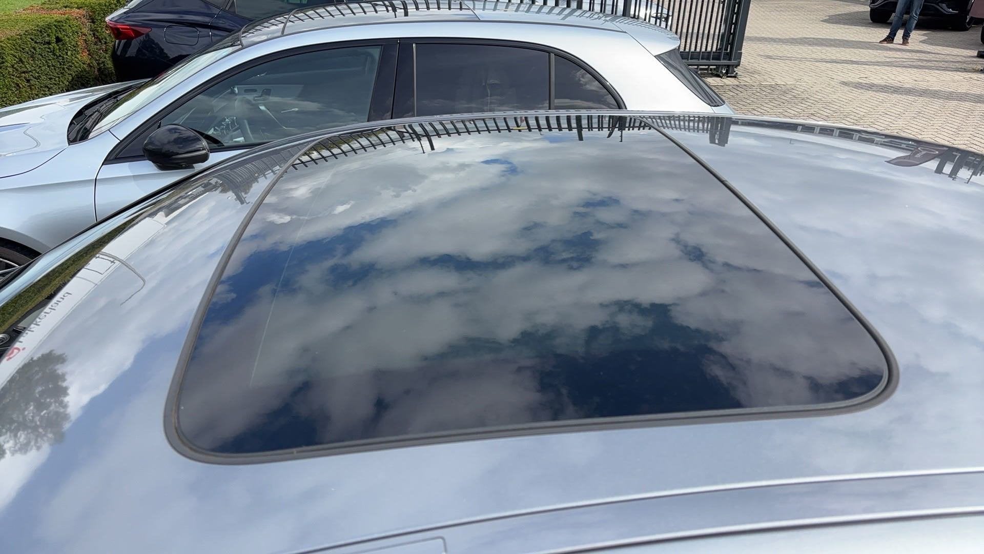BMW 5-serie 523i High Exe 6-Cil. 204pk 1e eig. Leder Navi Sc, 13 km/l, Euro 5, Achterwielaandrijving, Gebruikt