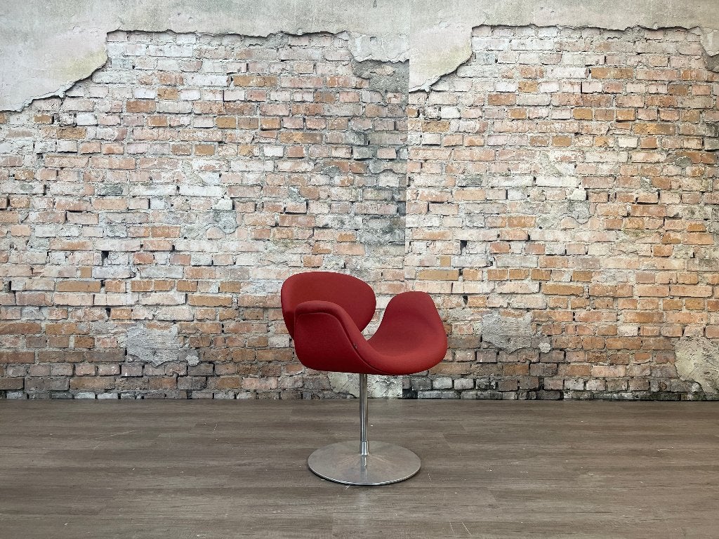 Artifort Little Tulip bij TheReSales