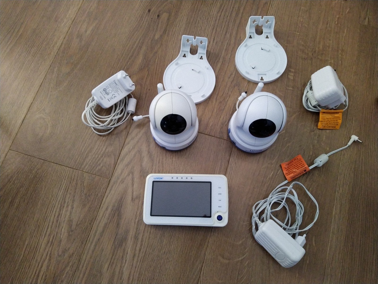 Luvion Supreme Connect Babyfoon met 2 camera's, Kinderen en Baby's, Ophalen of Verzenden, Gebruikt, 250 meter of meer, Camera