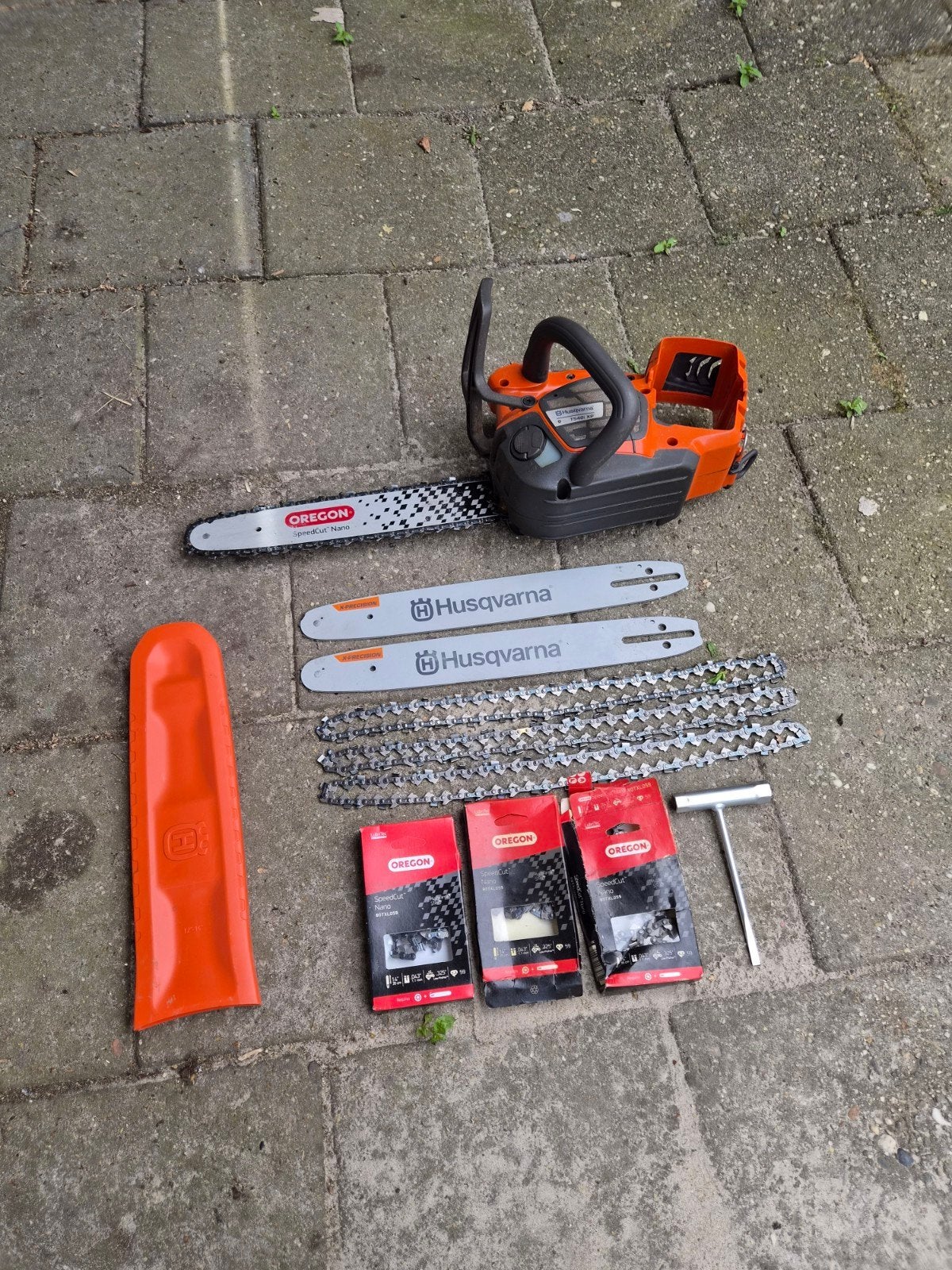 Husqvarna t540i met 35cm blad, Ophalen of Verzenden, Zo goed als nieuw