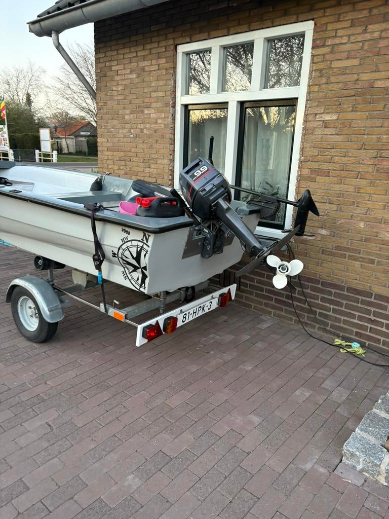 Leuk vis bootje te koop ook in delen te koop, Watersport en Boten, Ophalen, Zo goed als nieuw, Overige typen, Motorboot