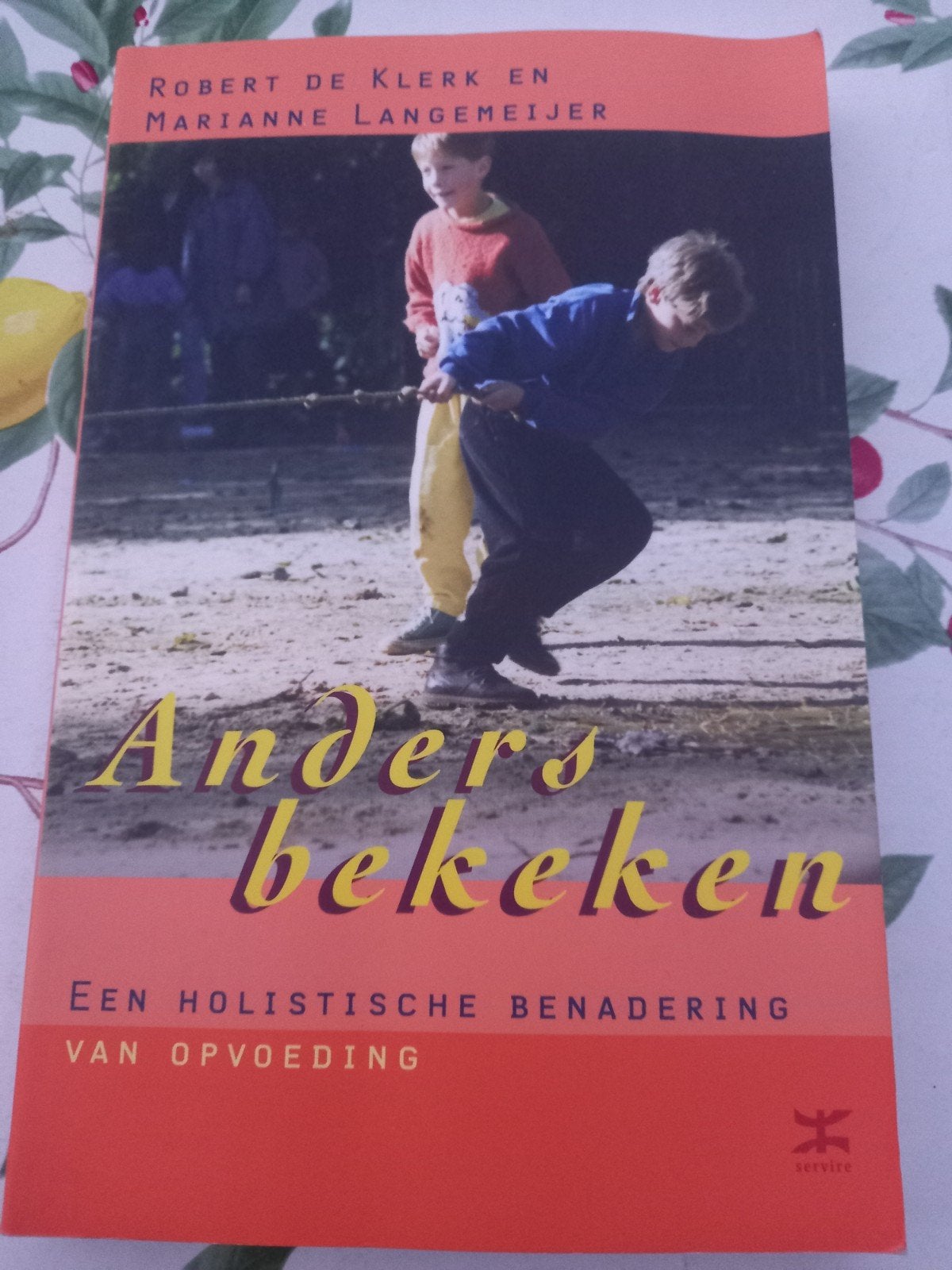 R. de Klerk - Anders bekeken Z, Gelezen, R. de Klerk; M. Langemeijer, Ophalen of Verzenden, Opvoeding tot 6 jaar