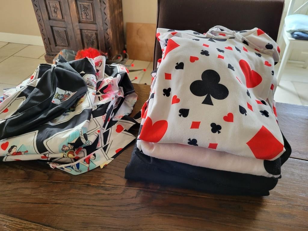 carnaval loopgroep speelkaarten voor dames/heren en kinderen, Kleding | Dames, Carnavalskleding en Feestkleding, Gedragen, Kleding