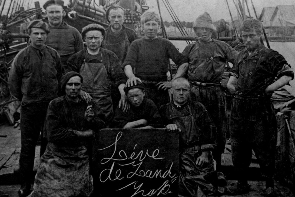 Urk, Foto, Ophalen of Verzenden, Zo goed als nieuw, Voor 1940