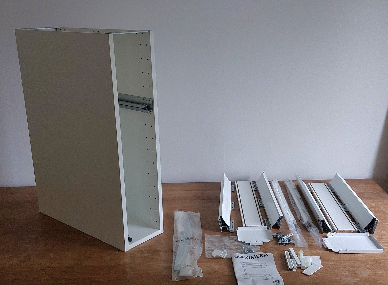 Ikea Metod onderkast / apothekerskast 20x60x80 met Maximera, Huis en Inrichting, Ophalen, Wit, Nieuw, 50 tot 100 cm