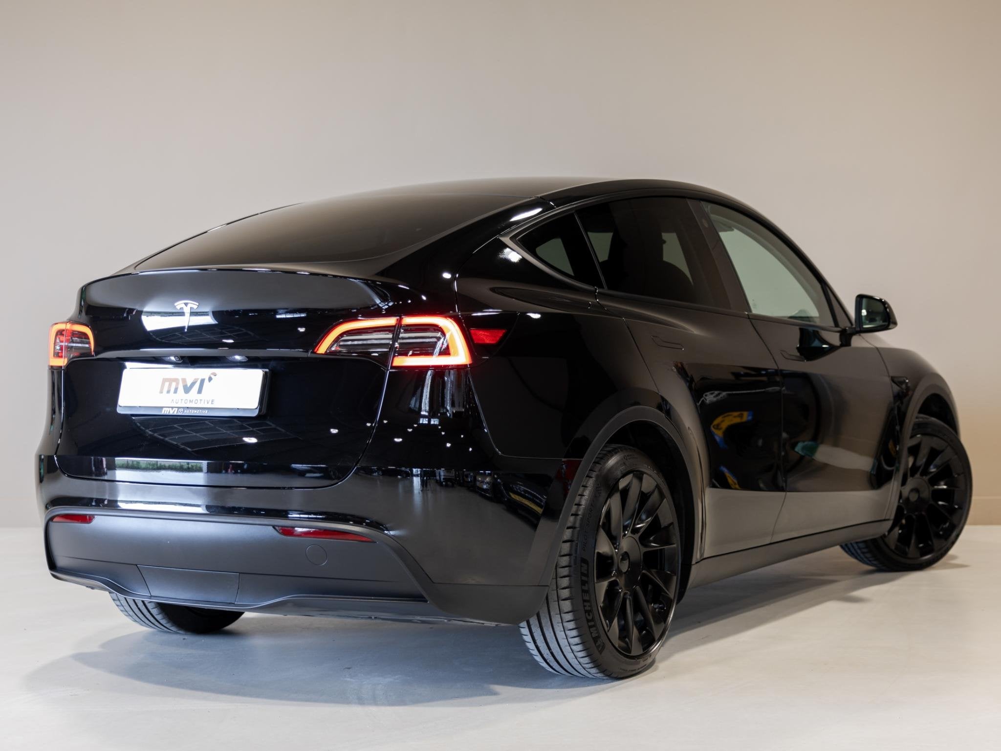 Tesla Model Y RWD 58 kWh SOH 91% / 299pk / Trekhaak /, Auto's, Automaat, 238 pk, Gebruikt, Met garantie (alle)