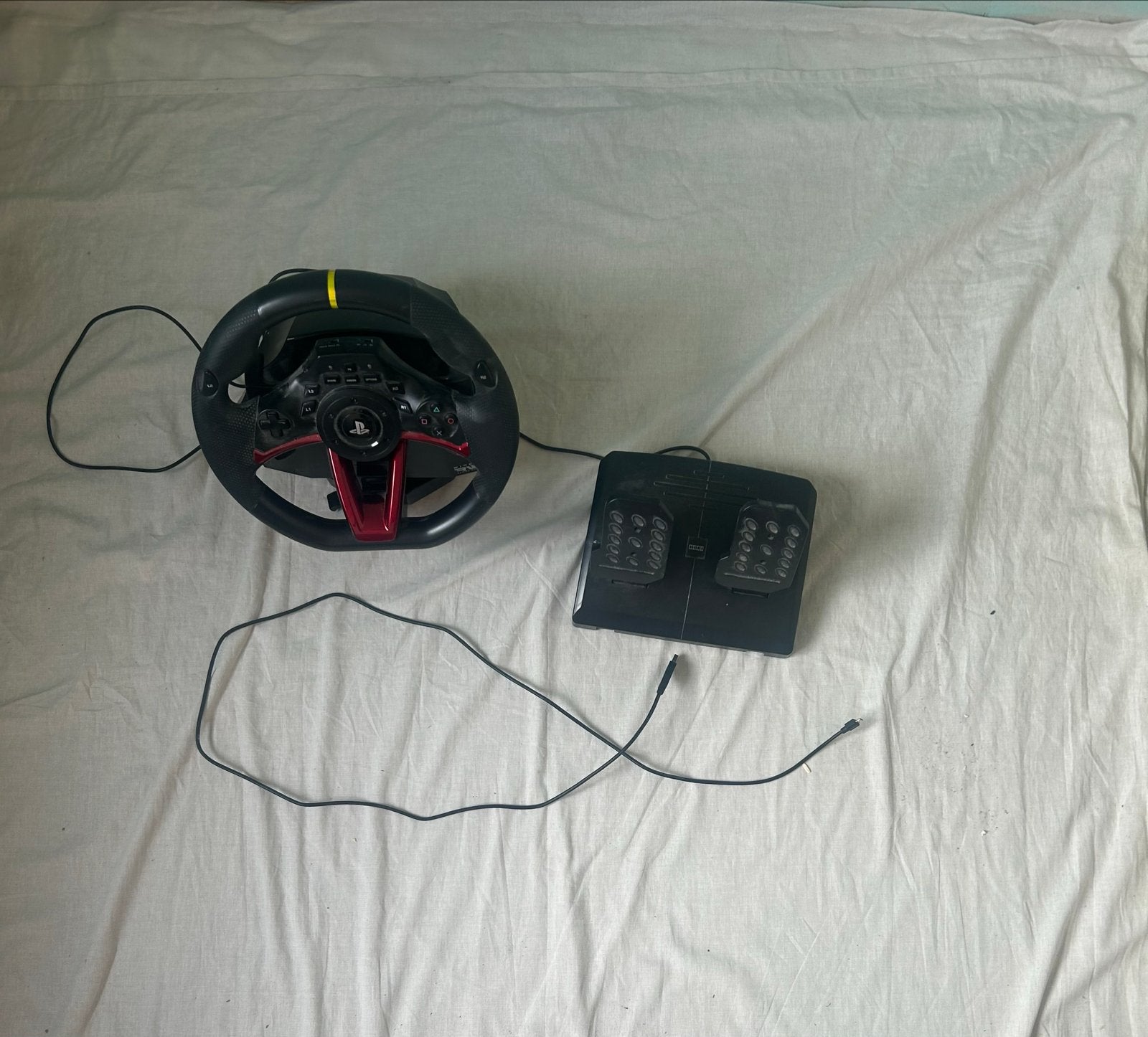 Hori Stuur met Pedalen voor PlayStation 4, Gebruikt, Verzenden, Stuur of Pedalen, PlayStation 4