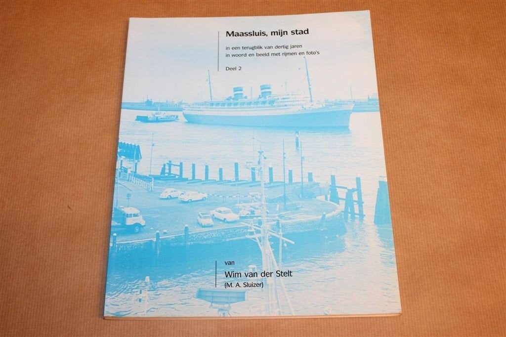 Maassluis Mijn Stad Deel 2 — Foto\'s & Rijmen, Boeken, Ophalen of Verzenden, Gelezen