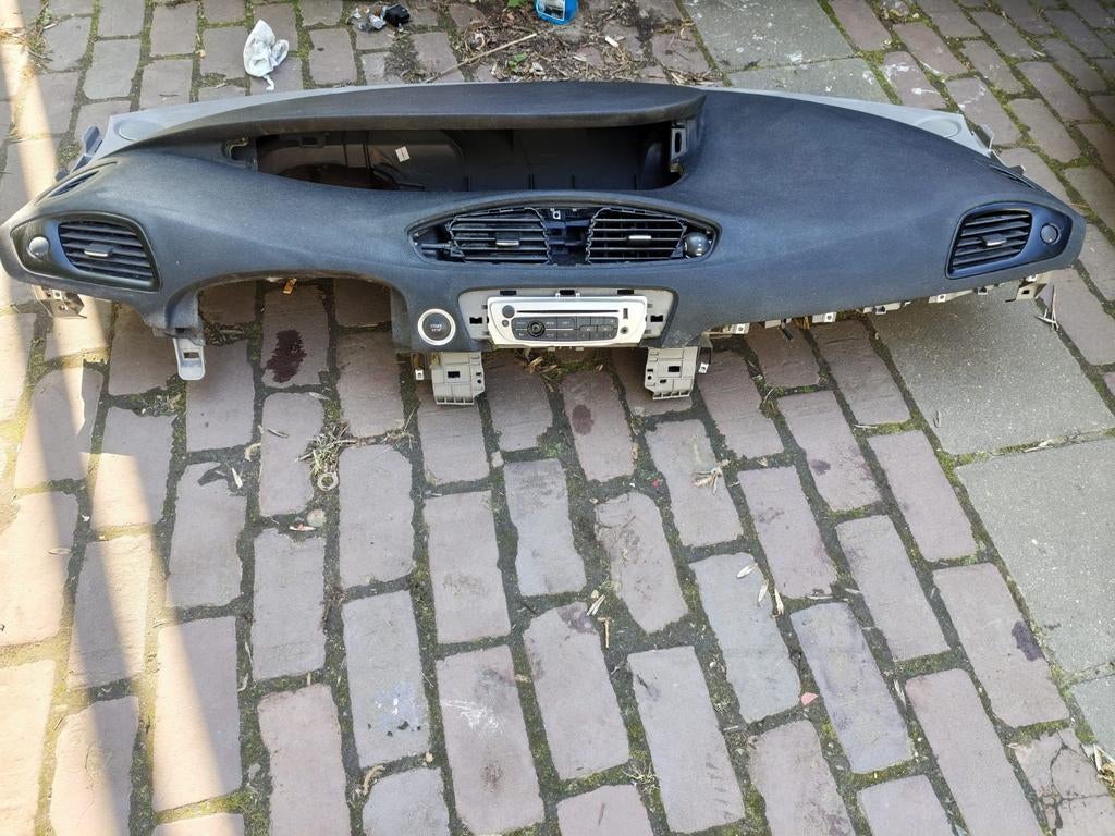 Dashboard Renault scenıc 2015 met air bag, Ophalen, Renault
