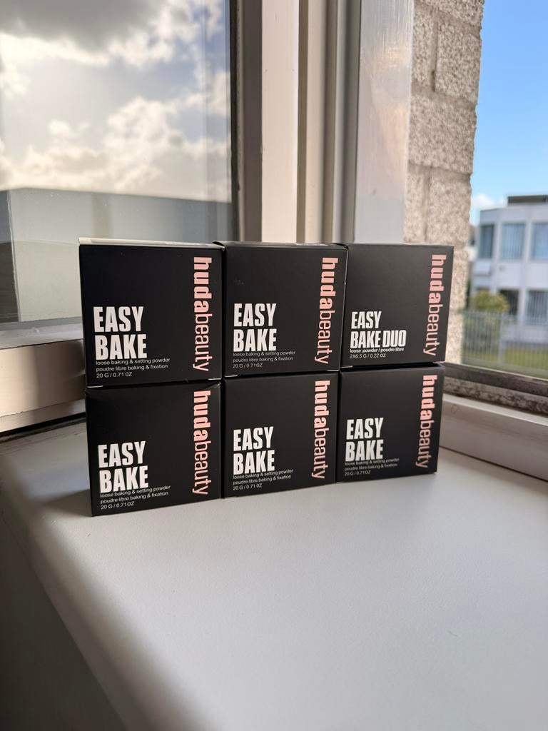 Huda Beauty Easy Bake Loose Setting Powder - Diverse tinten, Overige kleuren, Gehele gezicht, Nieuw, Ophalen of Verzenden
