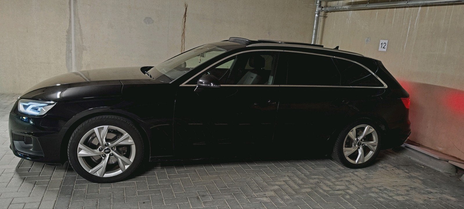 Audi A4 35 TFSI | 10-2020 | Pano | Massagestoelen, Auto's, 4 cilinders, 1984 cc, A4, Zwart