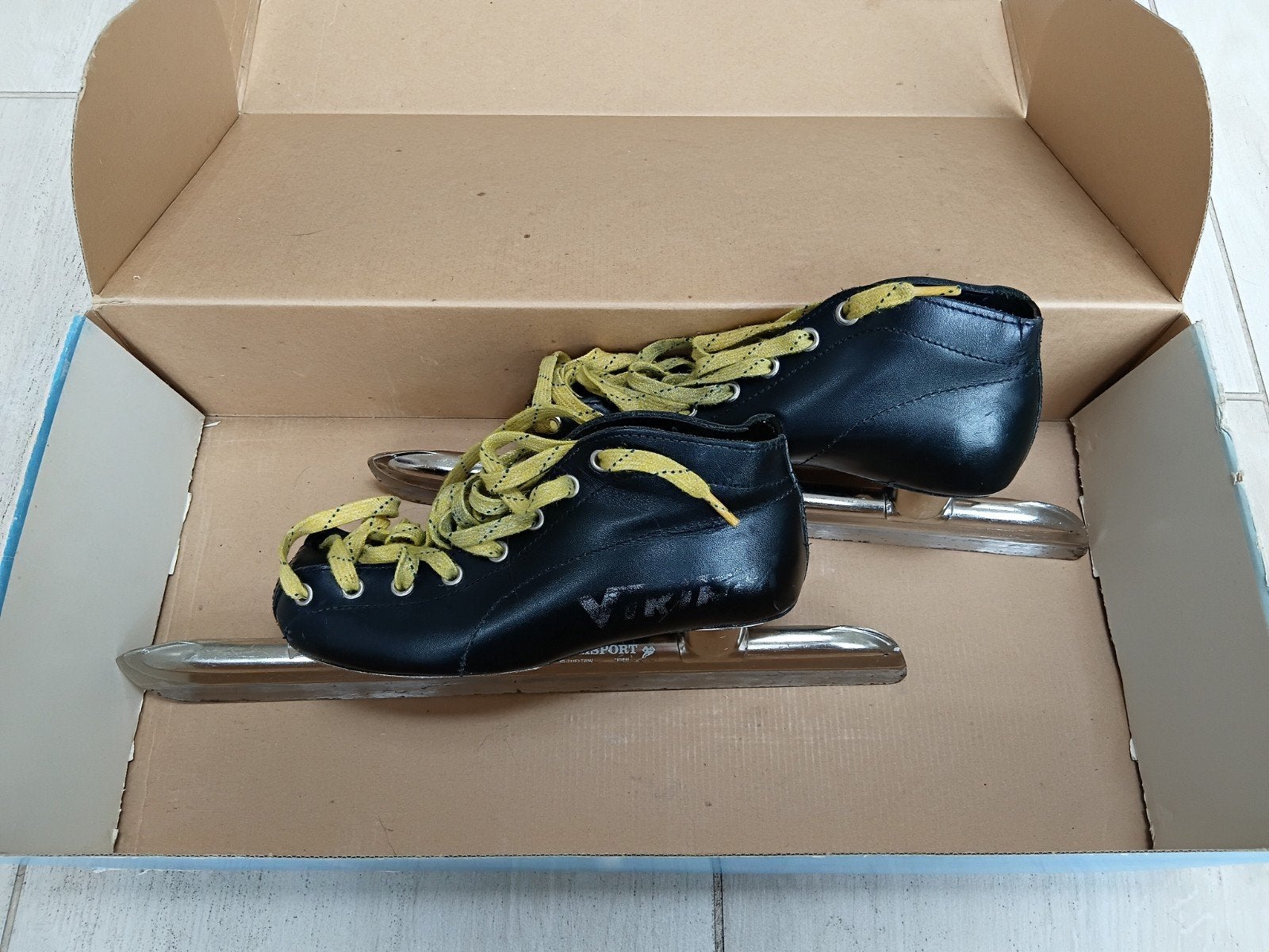 Viking Noren schaatsen, vaste ijzers, maat 22/33, Sport en Fitness, Ophalen of Verzenden, Gebruikt, Noren, Viking