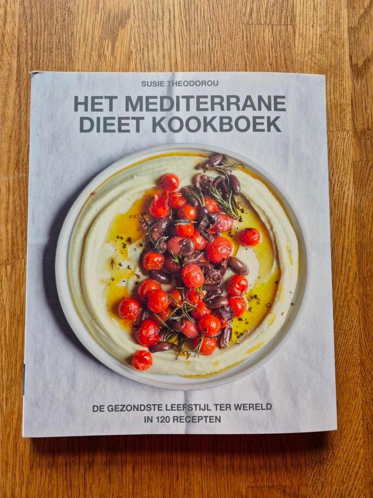 Susie Theodorou - Het mediterrane dieet kookboek, Boeken, Kookboeken, Italië, Susie Theodorou, Ophalen of Verzenden, Zo goed als nieuw