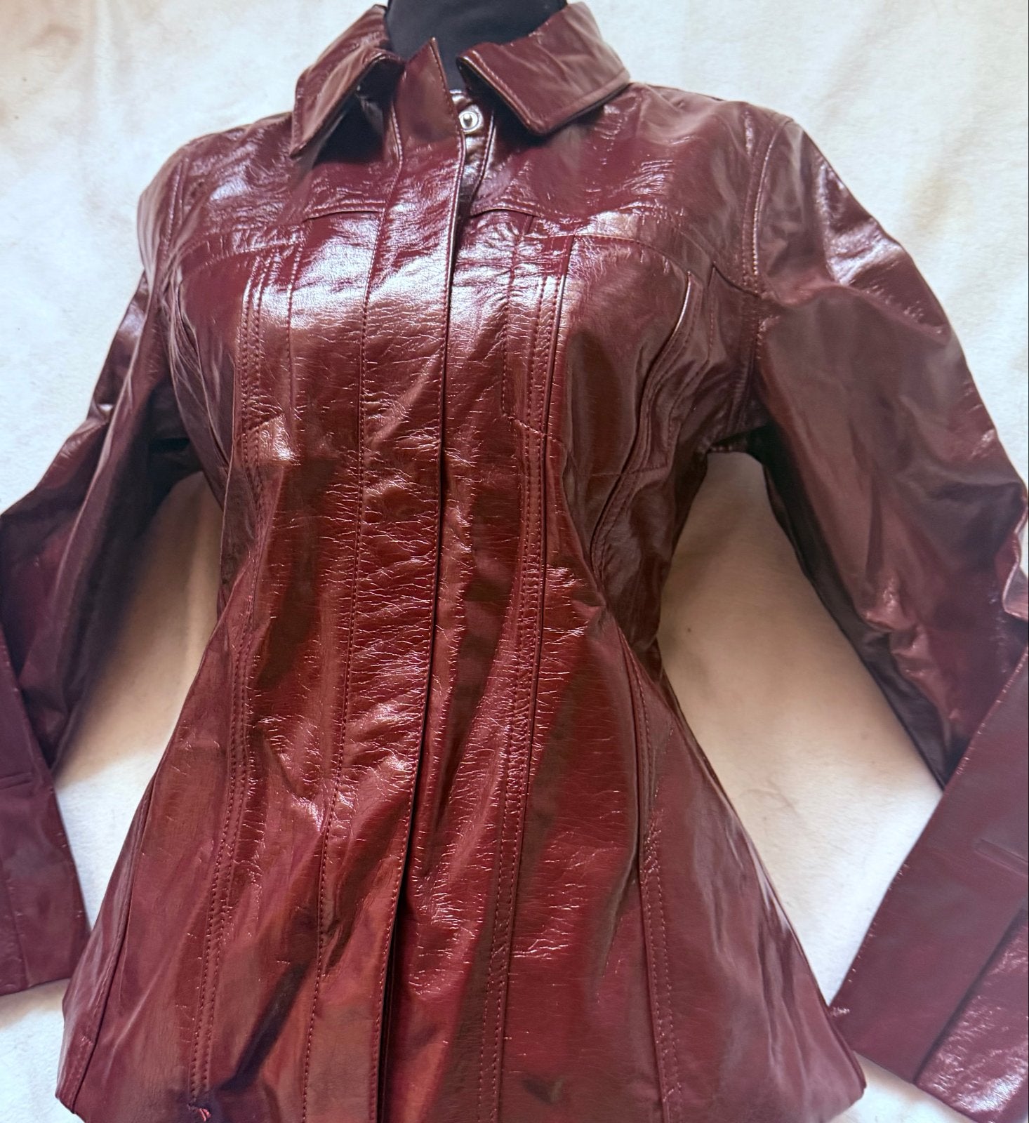 Gloednieuw: Vero Moda lakleren jasje - Maat M., Ophalen of Verzenden, Nieuw, Maat 38/40 (M), Rood