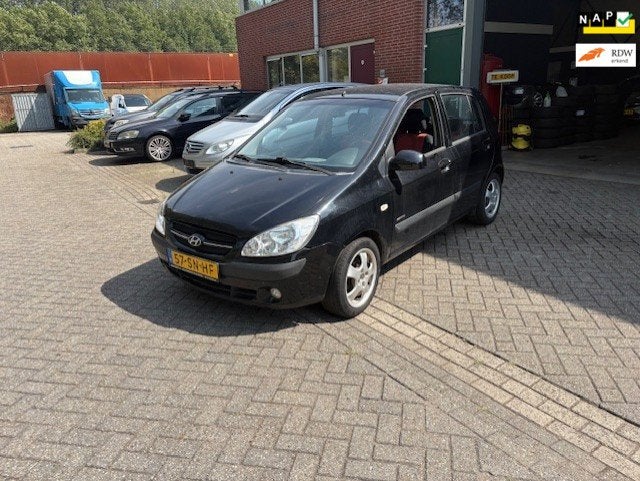 Hyundai Getz 1.4i Active, Auto's, Hyundai, Voorwielaandrijving, 450 kg, 4 cilinders, Zwart