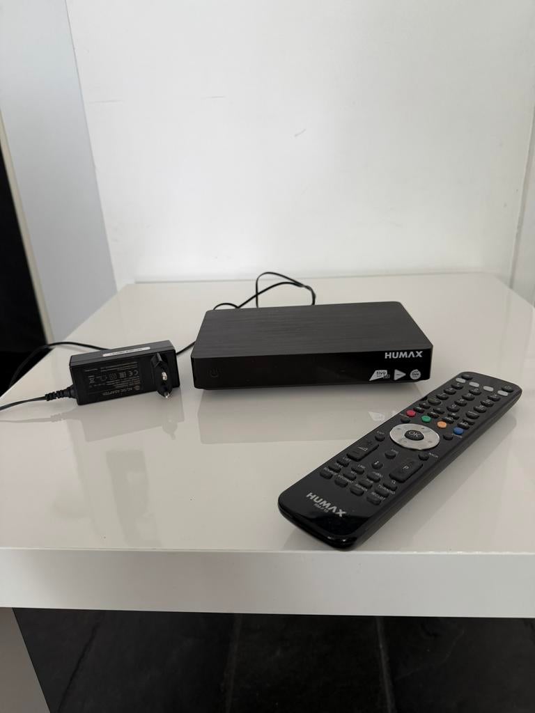 Humax HD-ontvanger met afstandsbediening en adapter, Ophalen, Gebruikt, Decoder