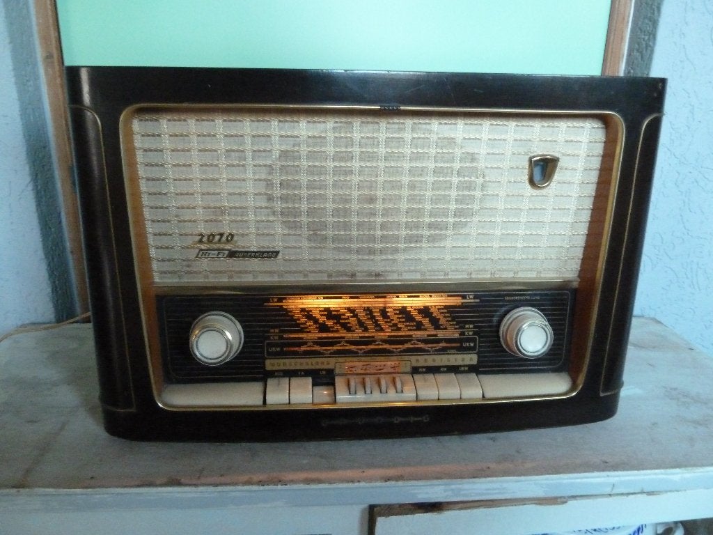 oude radio Grundig, Antiek en Kunst, Ophalen