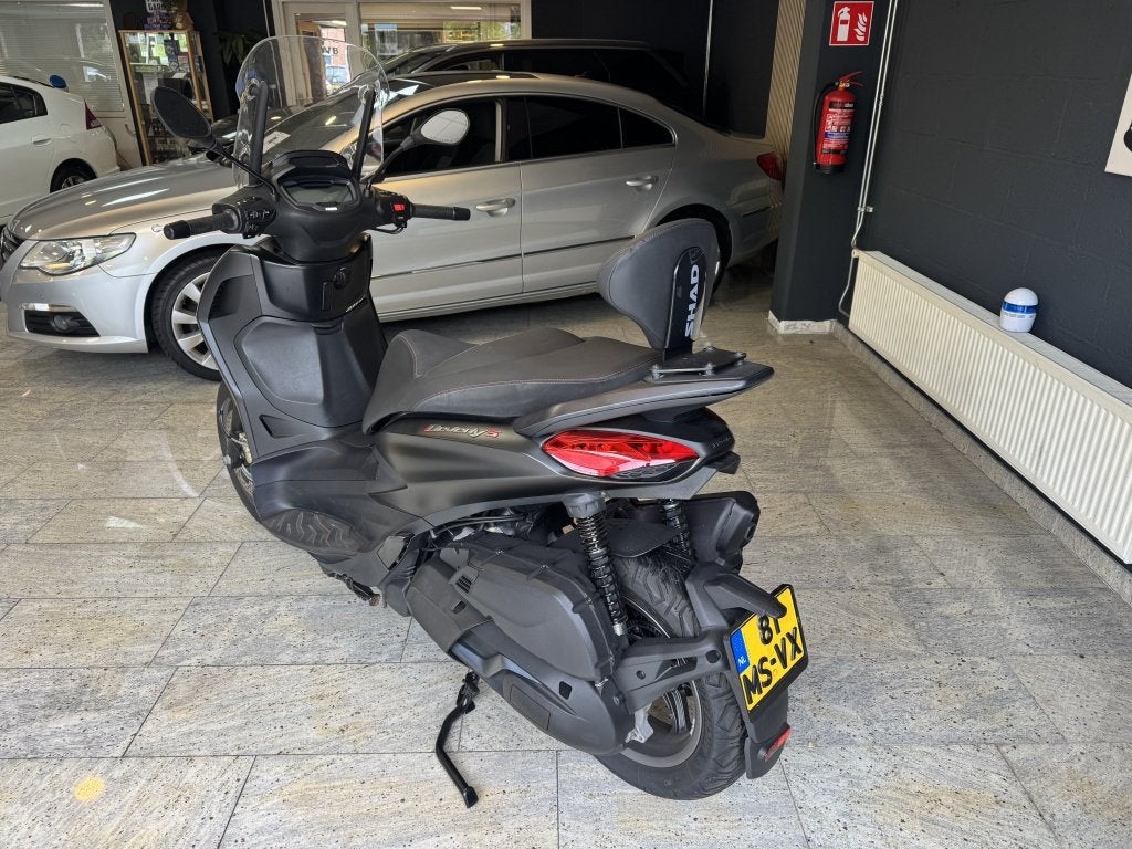 Piaggio motorscooter 400 Beverly S HPE 2023 Malossi TOPSTAAT, Piaggio, Bedrijf, Viale Rinaldo Piaggio, 25
BP 80134  Pontedera, IT
