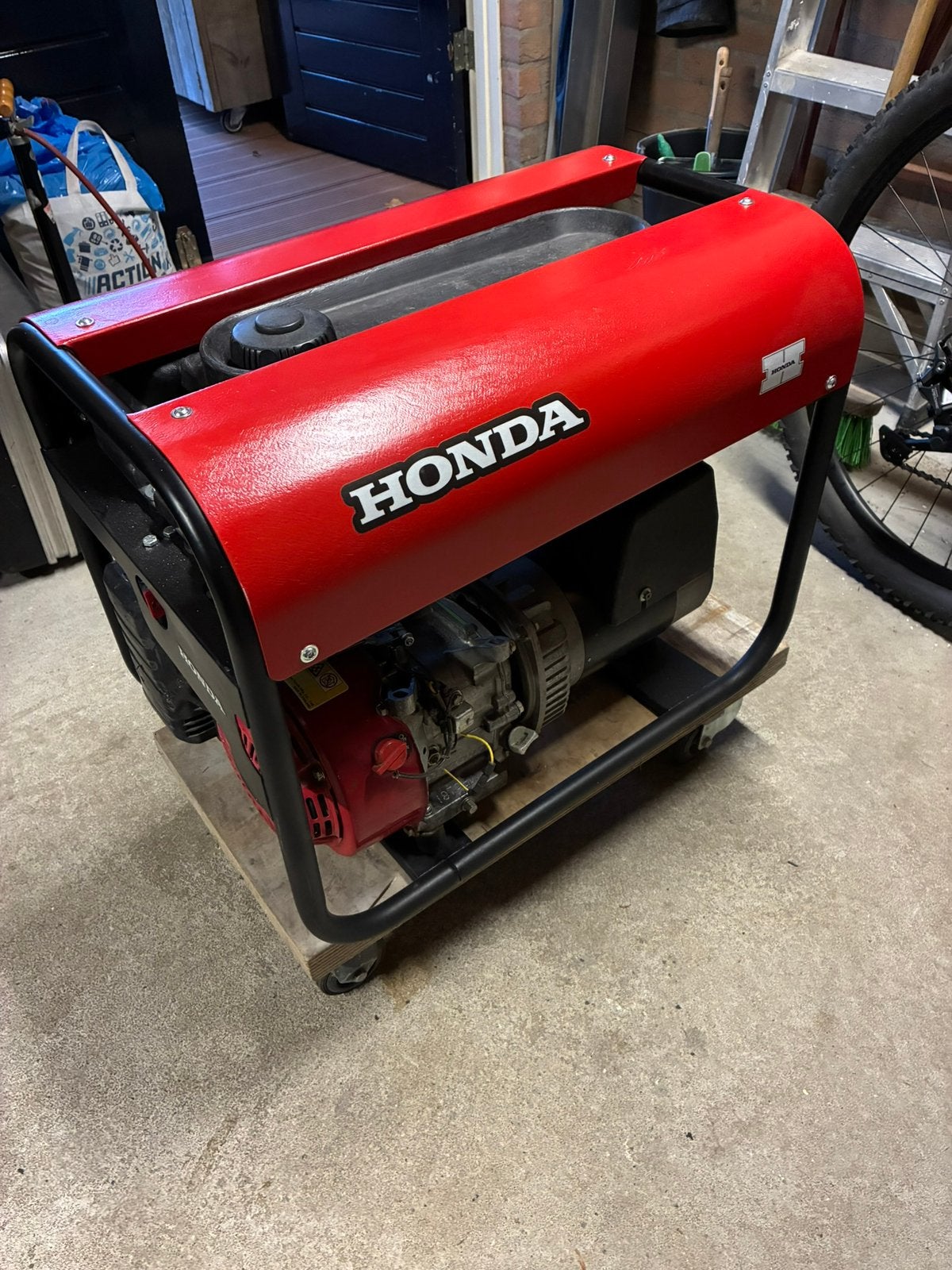 Pramac Honda aggregaat, Doe-het-zelf en Verbouw, Ophalen, Gebruikt, Minder dan 5 kVA, Benzine