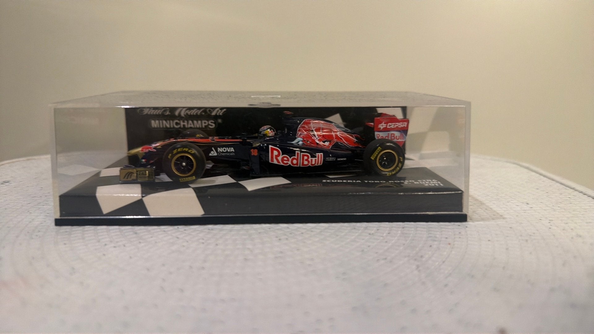 Scuderia toro rosso str6 2011, Ophalen of Verzenden, Nieuw, Formule 1