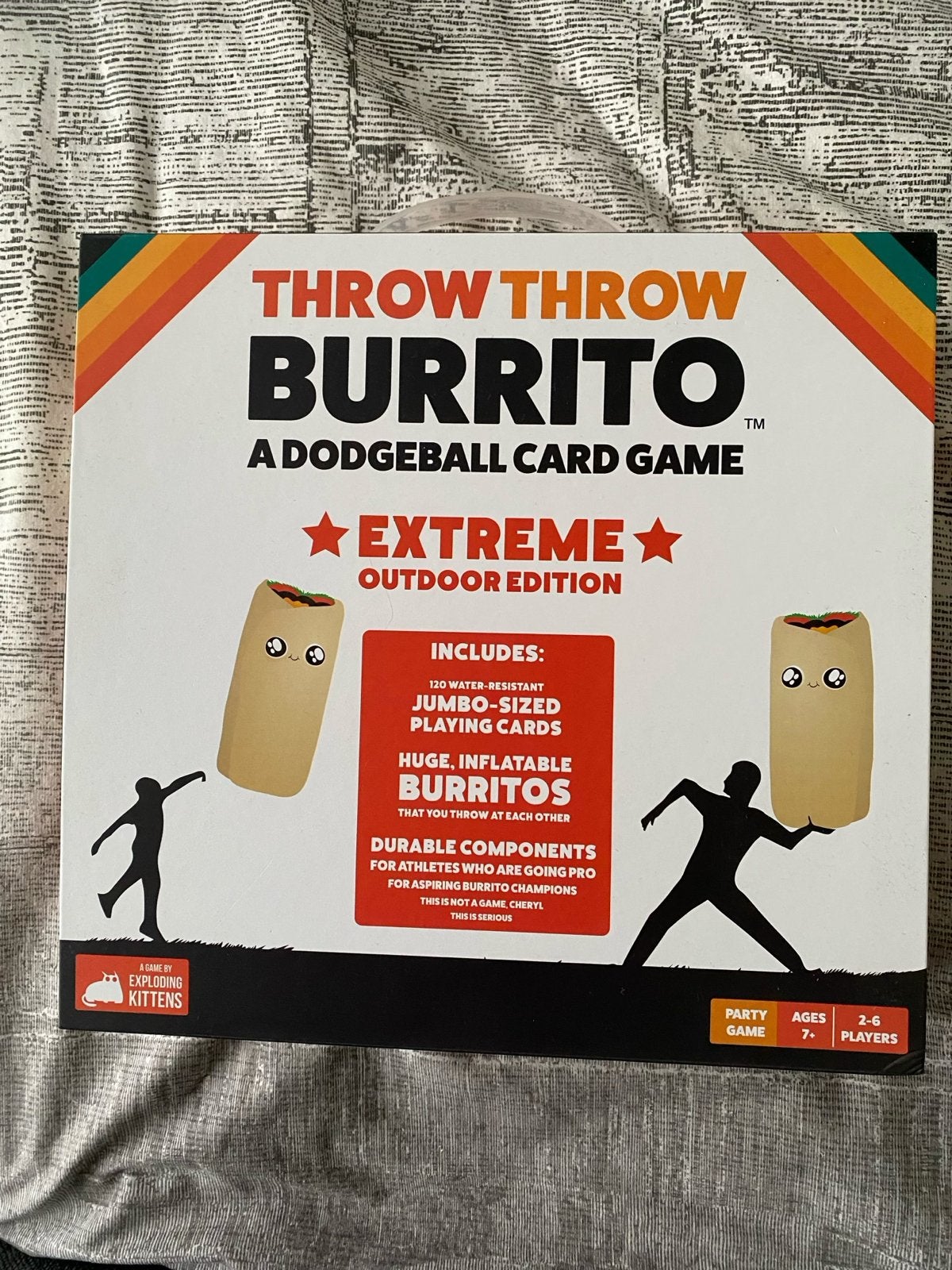Throw Throw Burrito Extreme Outdoor Edition - Dodgeball Kaar, Een of twee spelers, Ophalen, Nieuw