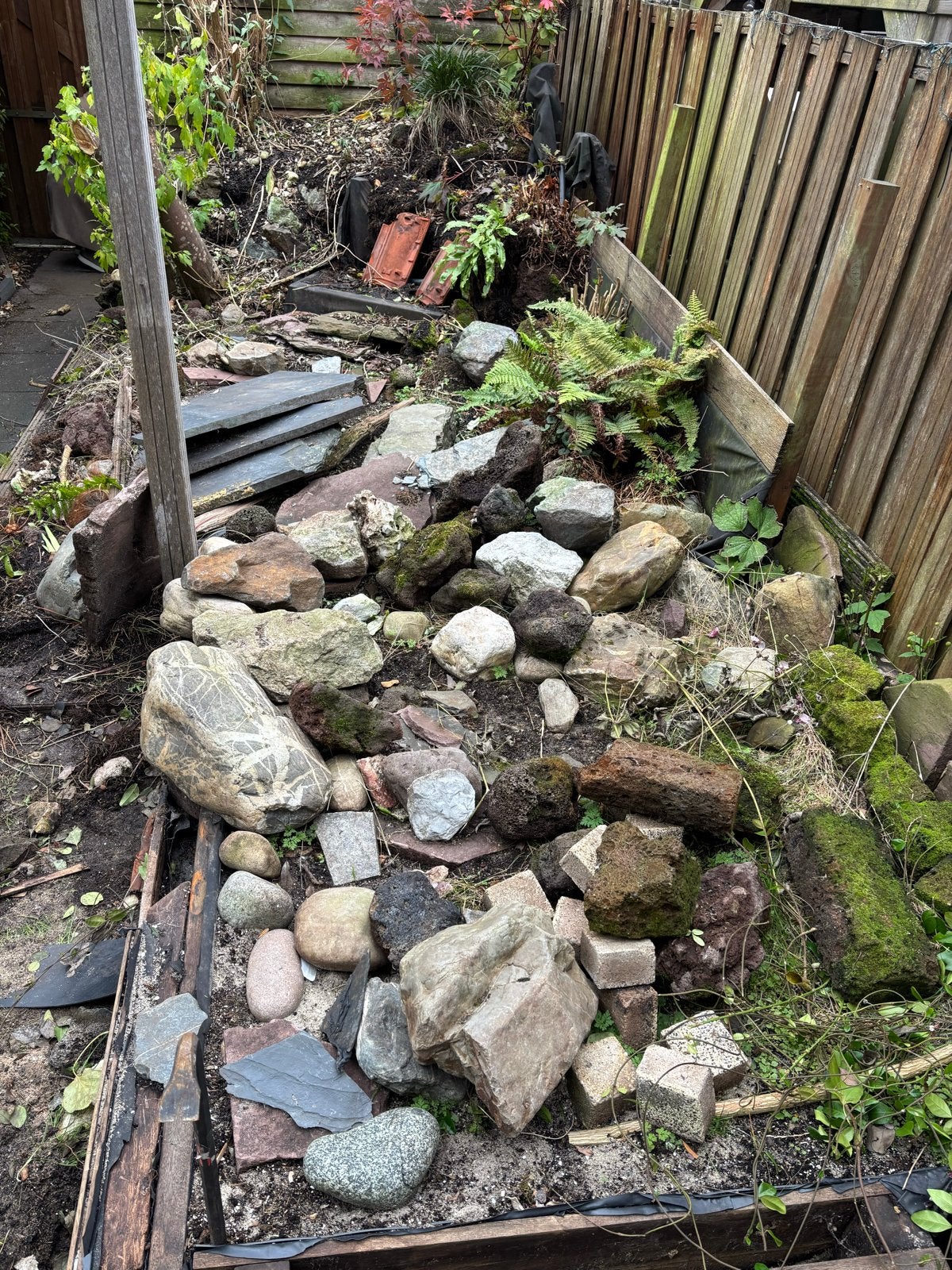 Diverse rotsen, keien en leisteen voor tuin of decoratie, Ophalen, Gebruikt, Kei, Grijs