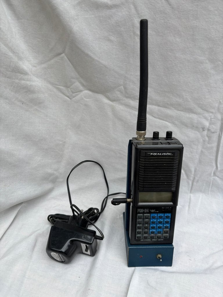 Realistic PRO-34 Analoge Handheld Scanner, Ophalen, Gebruikt, Portofoon of Walkie-talkie