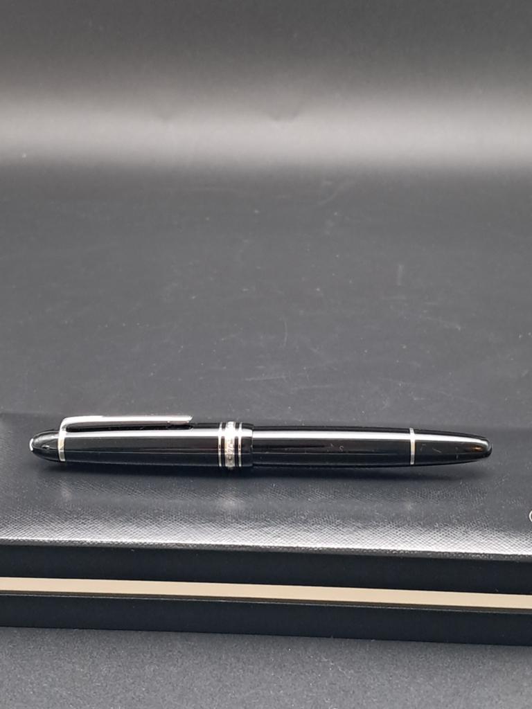 Montblanc Meisterstück LeGrand Rollerbal, Verzamelen, Pennenverzamelingen, Balpen, Met doosje, Ophalen of Verzenden, Zo goed als nieuw