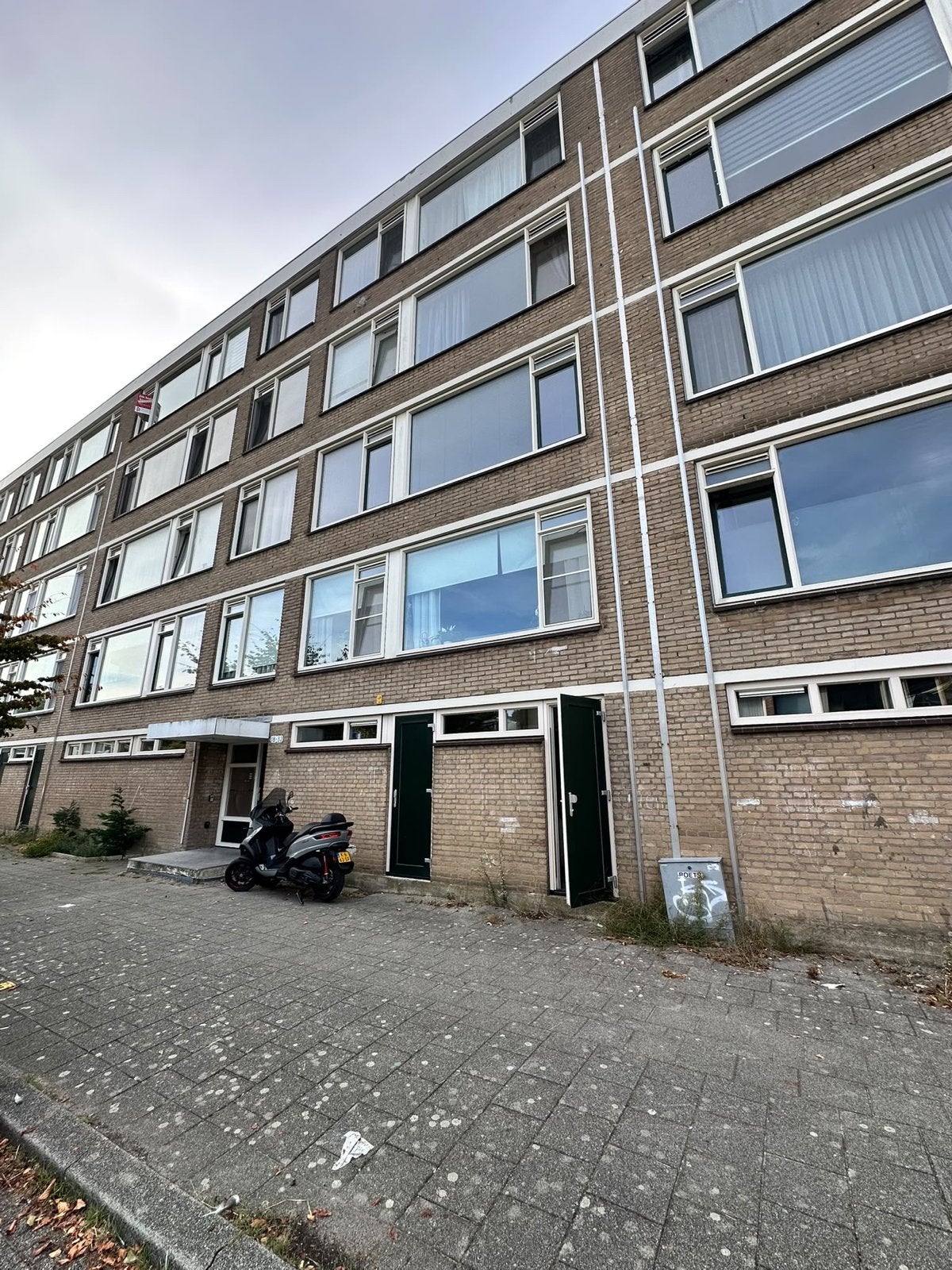 Opslagruimte / berging ca. 9,3 m² ingang & stroom Rotterdam, Rotterdam