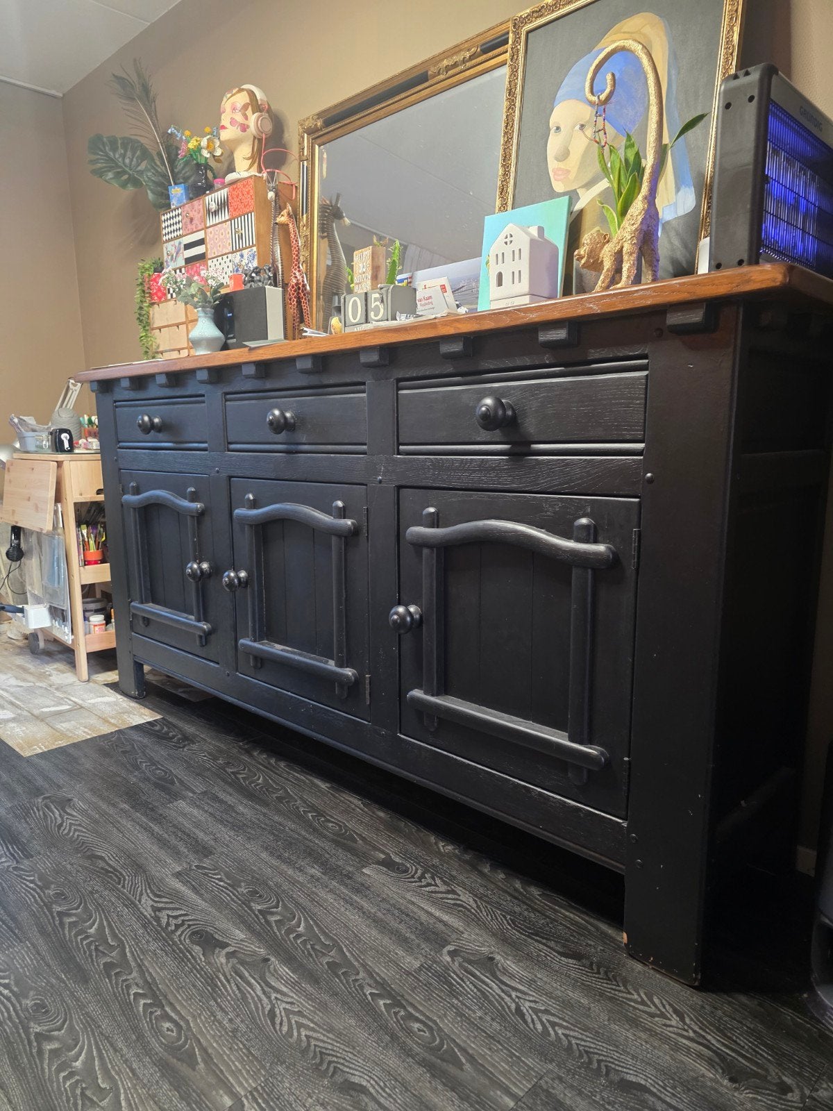 Massief eiken dressoir, zwart met walnoot blad, Huis en Inrichting, Ophalen, Gebruikt, Eikenhout, 200 cm of meer
