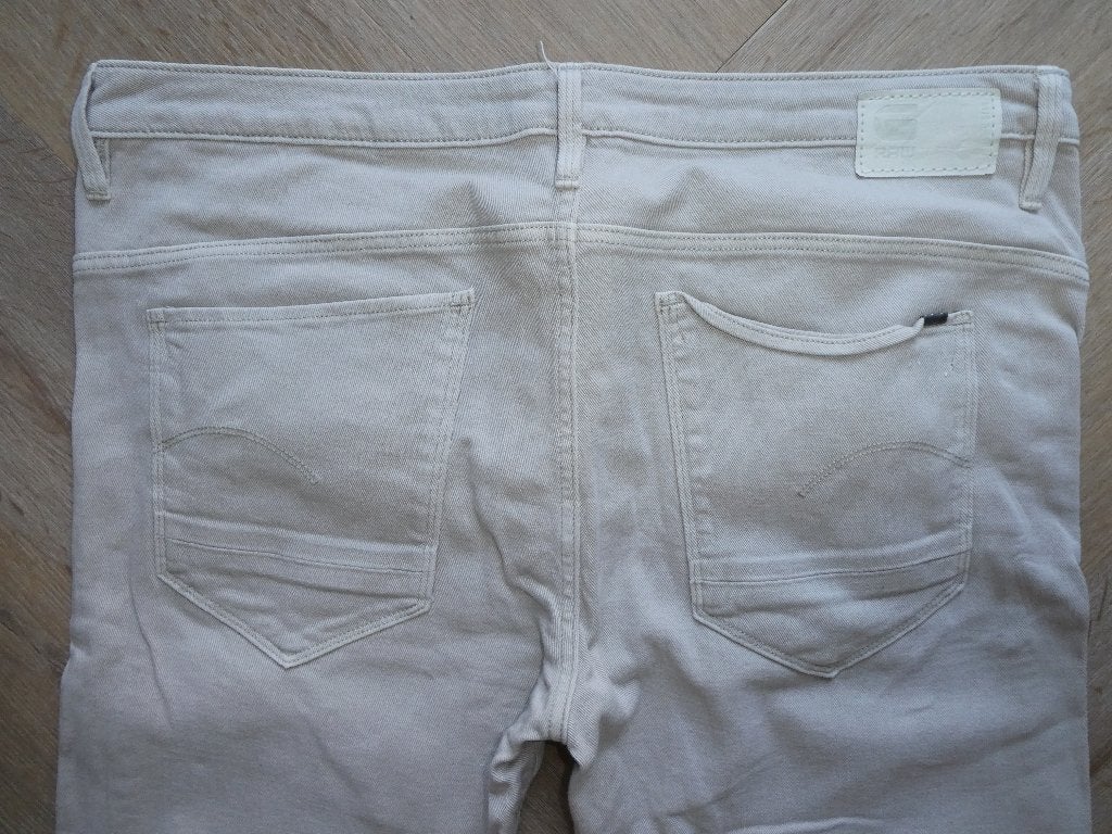 Beige Gstar Arc 3D Low Boyfriend wmn broek maat 28-32, Overige kleuren, Ophalen of Verzenden, Zo goed als nieuw, W28 - W29 (confectie 36)