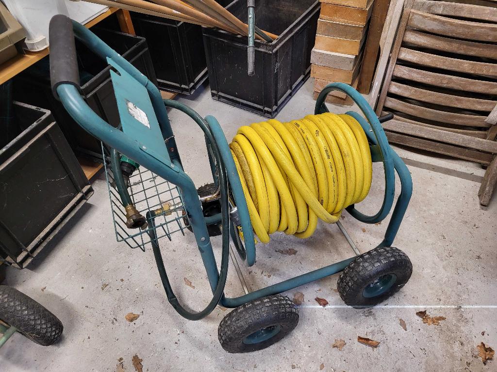 Haspel Slangenwagen met 50m. Tuinslang GEKA tuinslanghaspel, Tuin en Terras, Tuinslangen, Ophalen of Verzenden, Gebruikt, Tuinslanghaspel