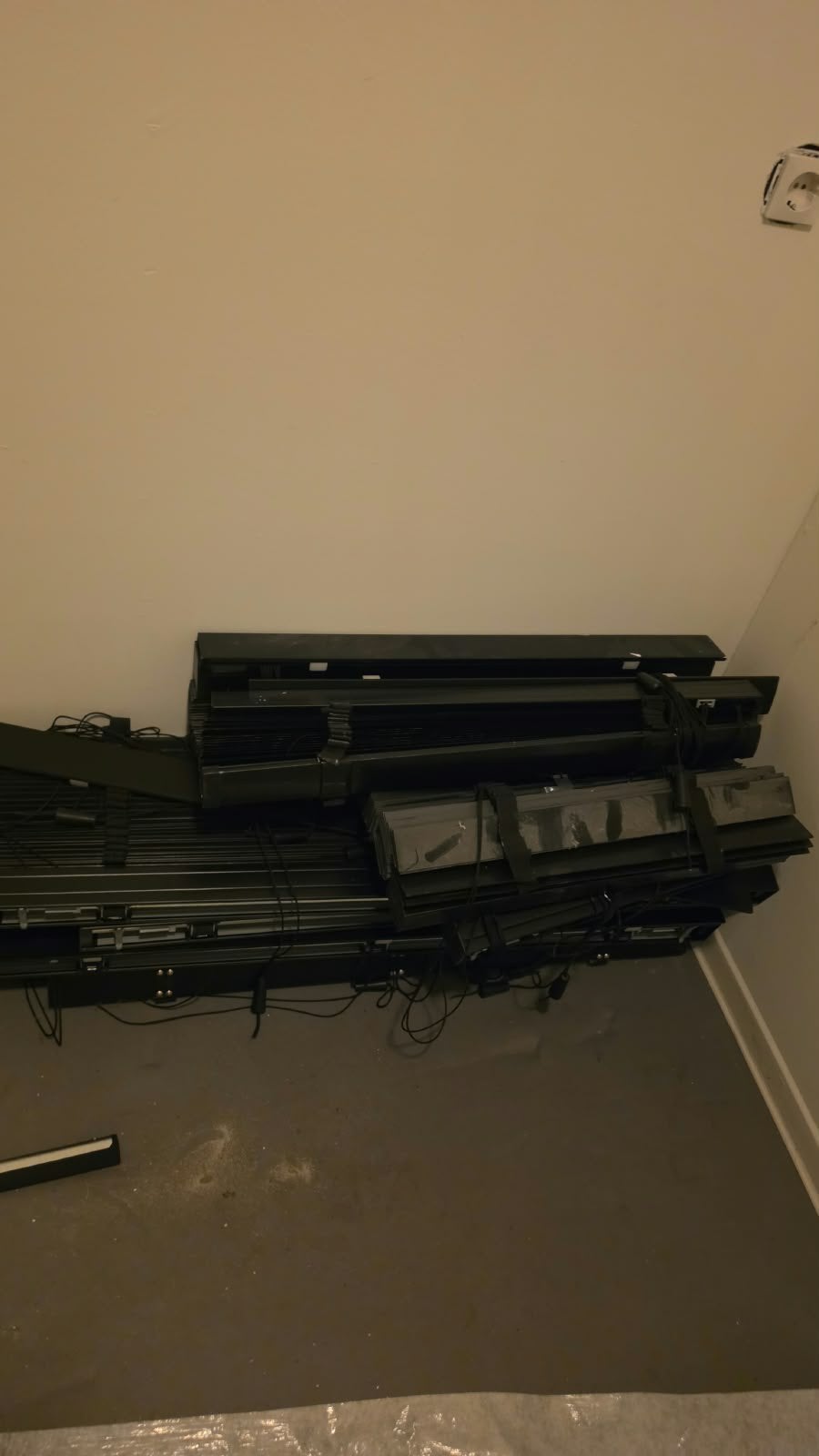 Jaloezieën zwart, Ophalen, Gebruikt, Zwart, Jaloezie