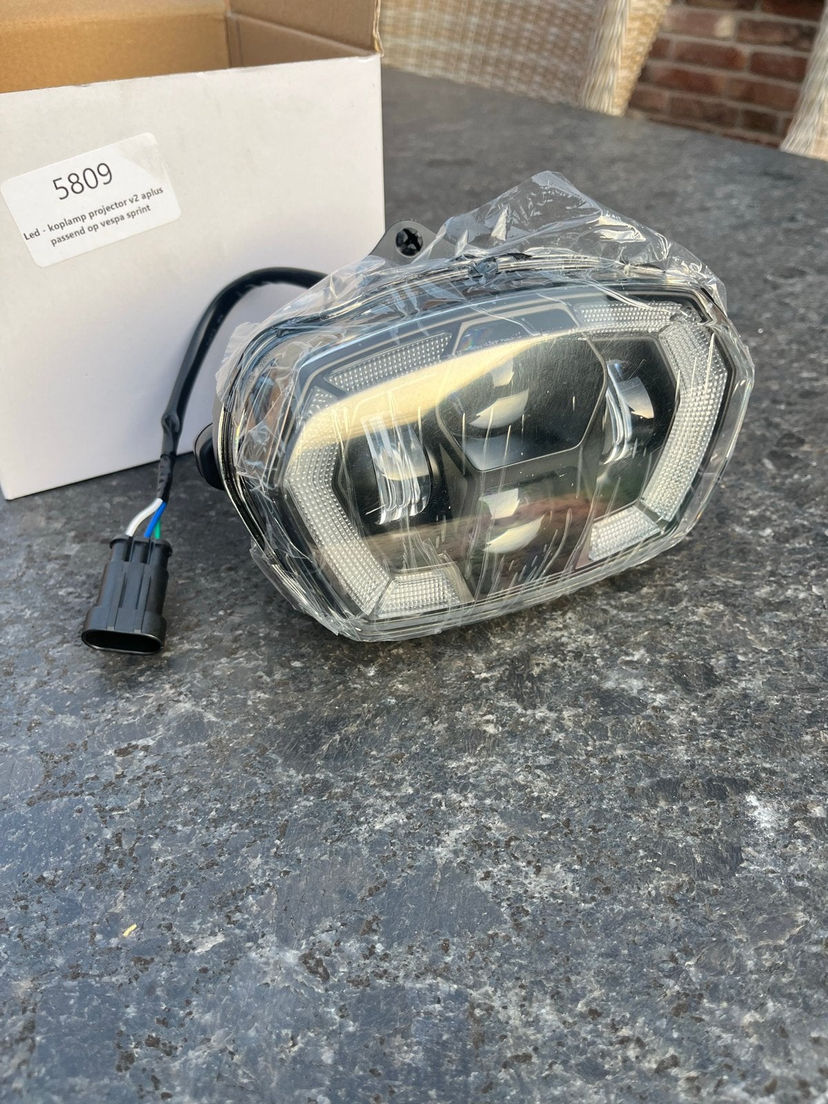 LED Koplamp Projector V2 Aplus voor Vespa Sprint, Fietsen en Brommers, Ophalen of Verzenden, Nieuw, Koplamp, Vespa