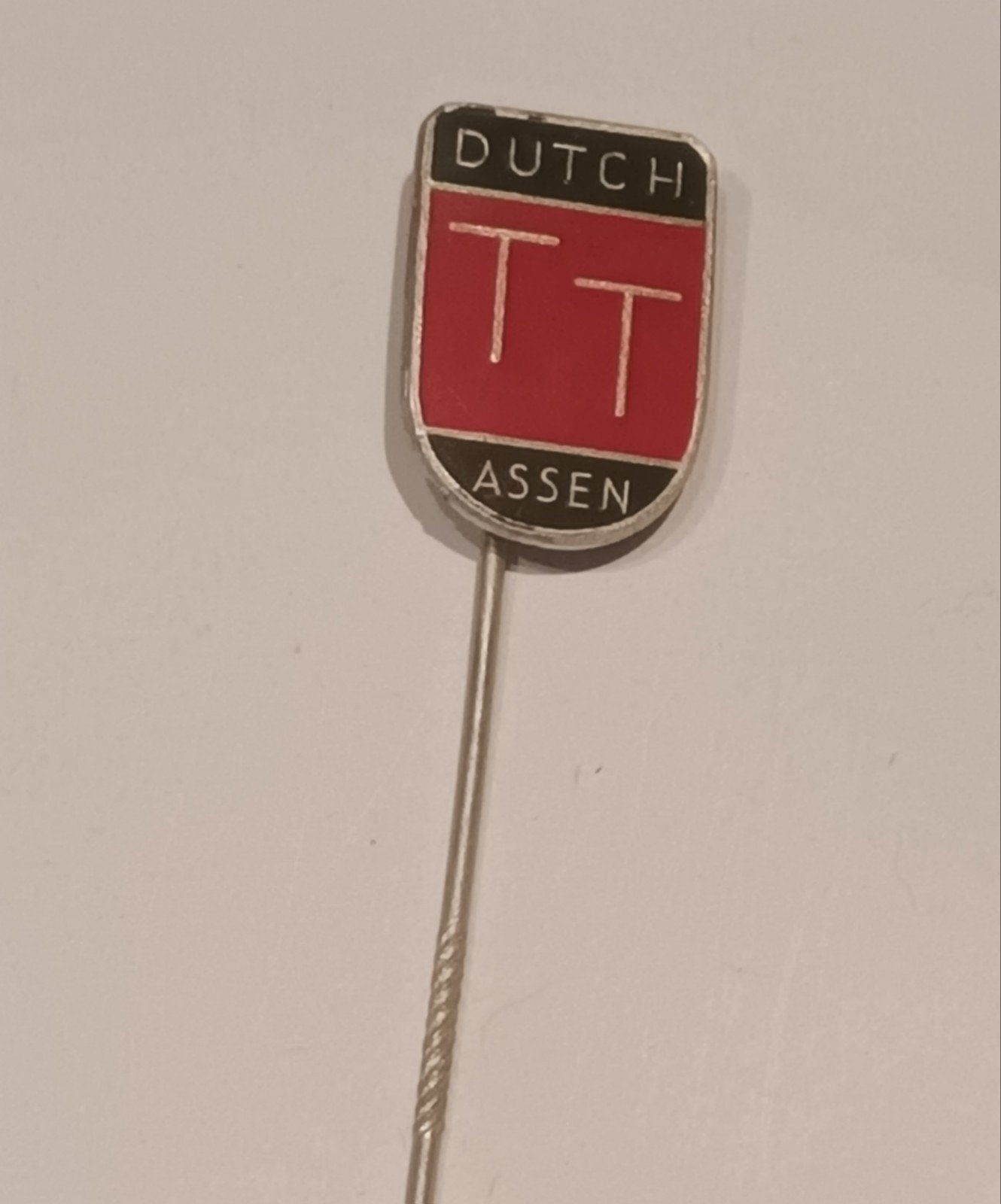 Vintage Dutch TT Assen speldje/ jaren 50/60, Ophalen of Verzenden, Gebruikt, Merk