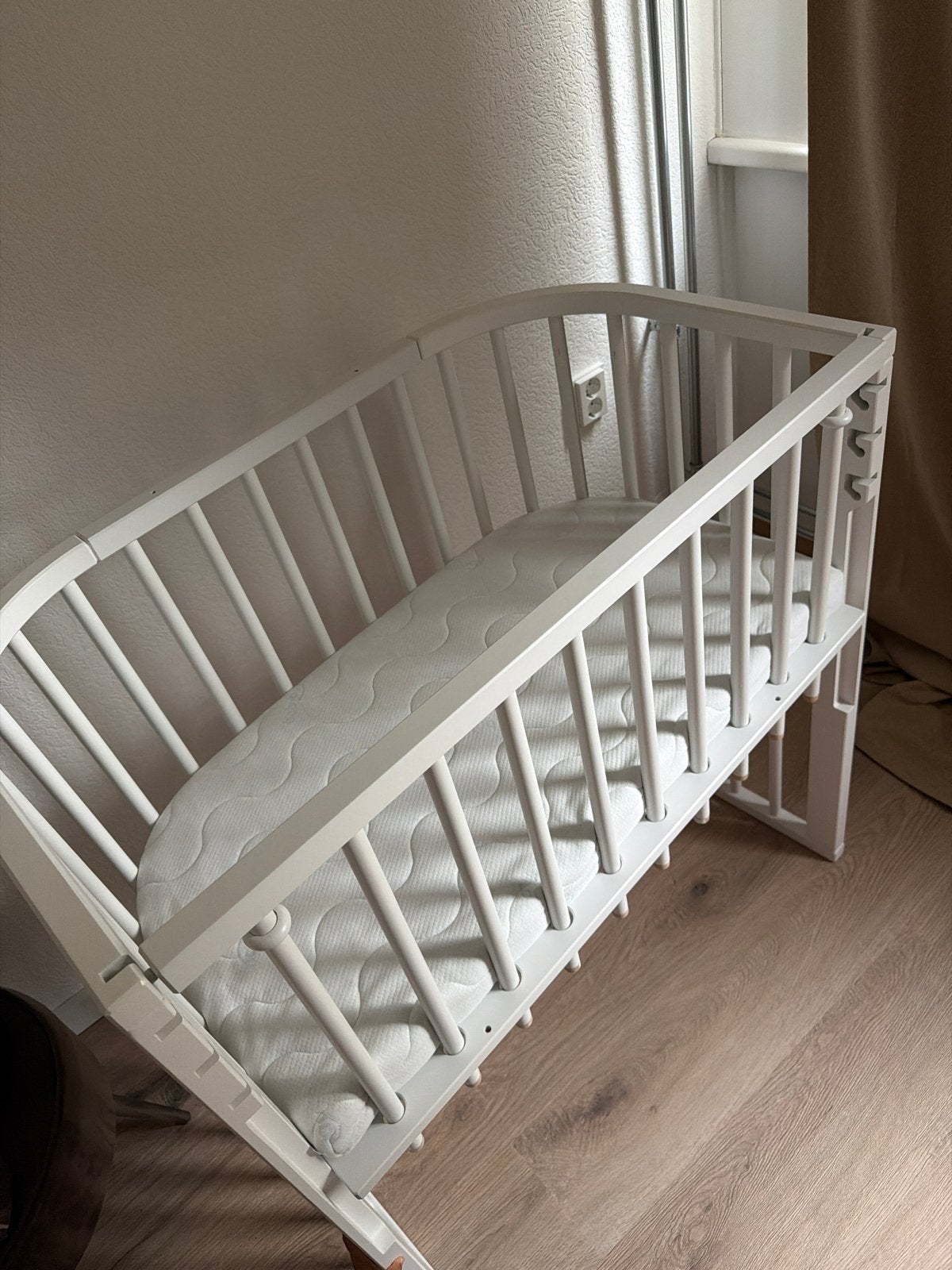 Babybay Maxi Co-Sleeper Wieg met Matras, Kinderen en Baby's, Ophalen, Zo goed als nieuw, Wieg