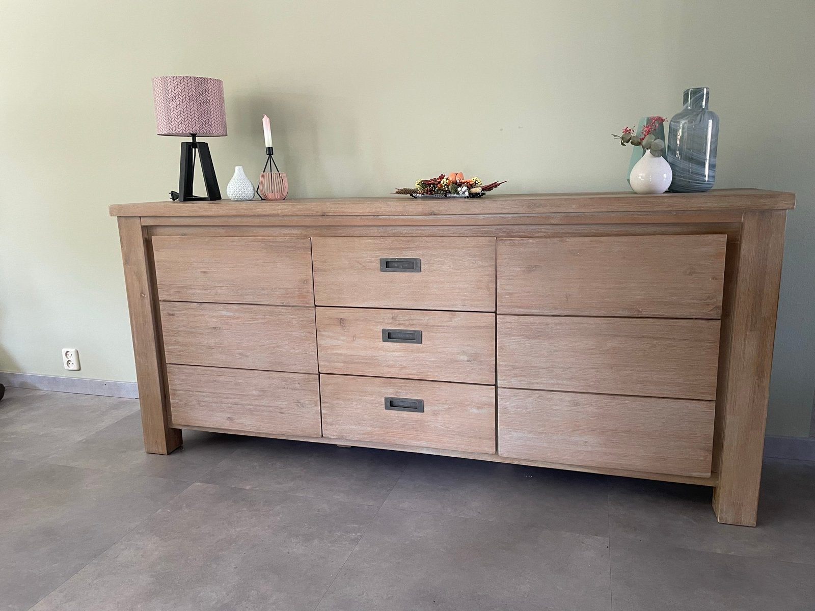 Complete set: Dressoir, eettafel en wandkast, Ophalen, Gebruikt, 150 tot 200 cm, Met lade(s)