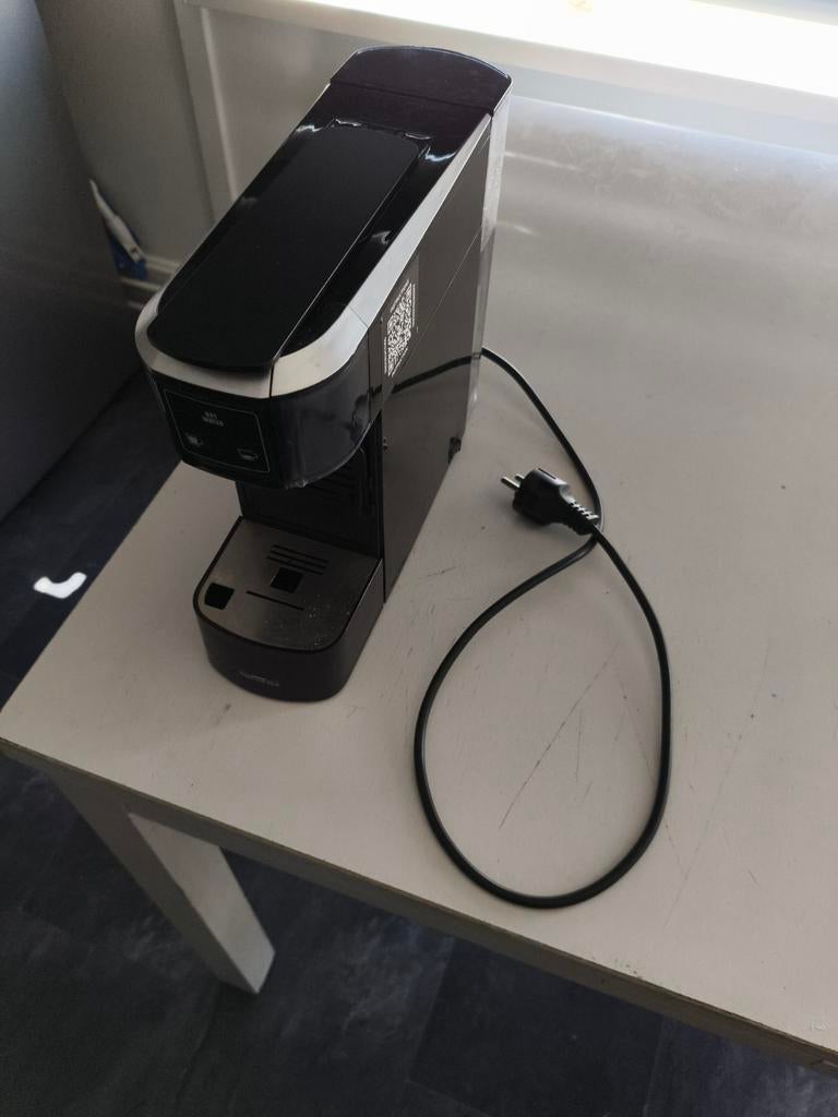 Compacte koffiemachine voor pads en cups, Ophalen, Koffiepads en cups, Koffiemachine, Zo goed als nieuw