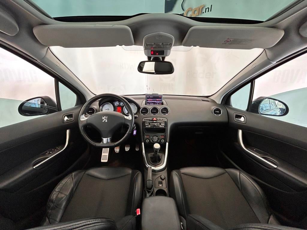 Peugeot 308 1.6 THP GTi|NAP|PARK SENS|PANO|AIRCO|ELEK RAMEN|, Voorwielaandrijving, Gebruikt, Leder en Stof, Zwart