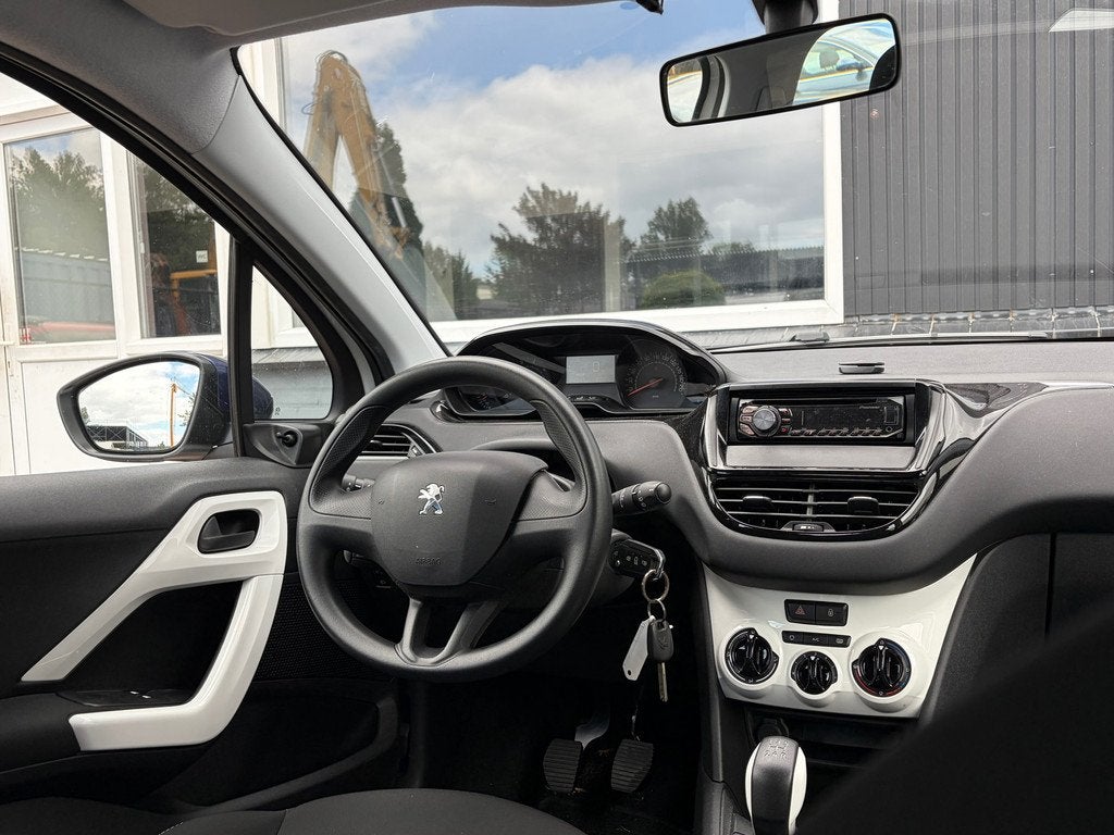 Peugeot 208 1.0 VTi LIKE/ Airco / Navi / Lage Kilometerstand, Auto's, Voorwielaandrijving, Euro 5, 450 kg, Gebruikt