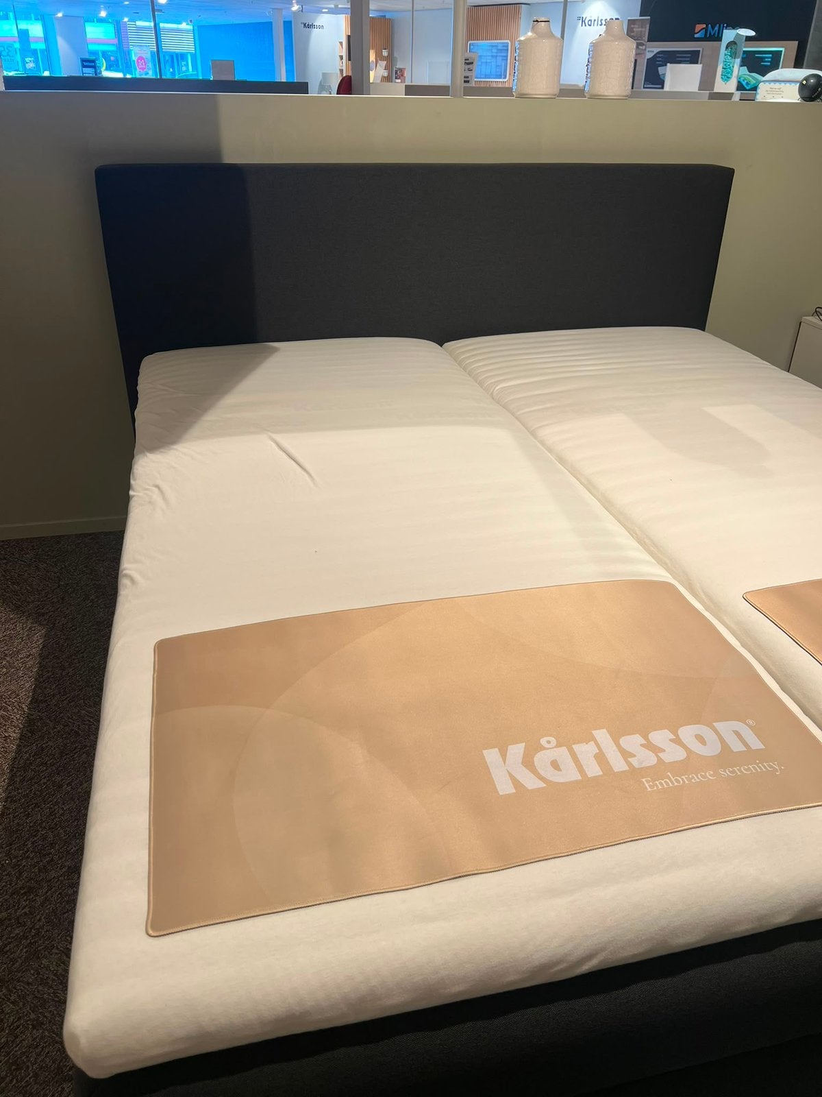 Karlsson box spring, Ophalen, Zwart, Tweepersoons, 140 cm