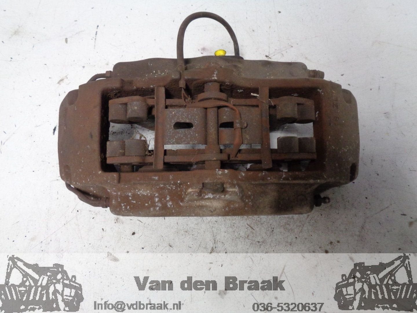 Volkswagen Touareg 5.0 TDi 2003-2010 Remklauw links voor, Gebruikt, -, Herkomst onderdeel bekend, -
