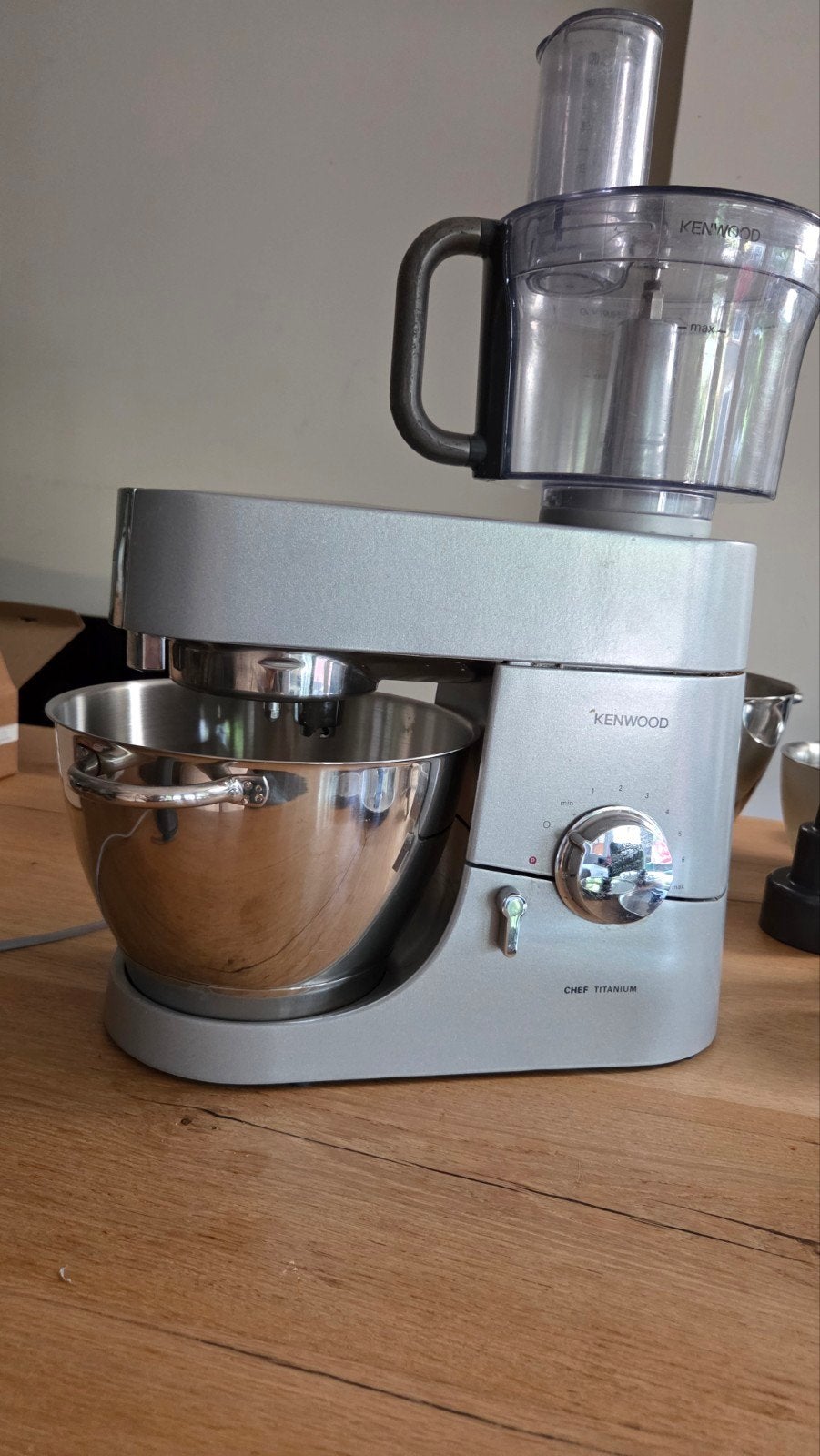 Kenwood Chef Titanium keukenmachine met accessoires, Ophalen, Gebruikt