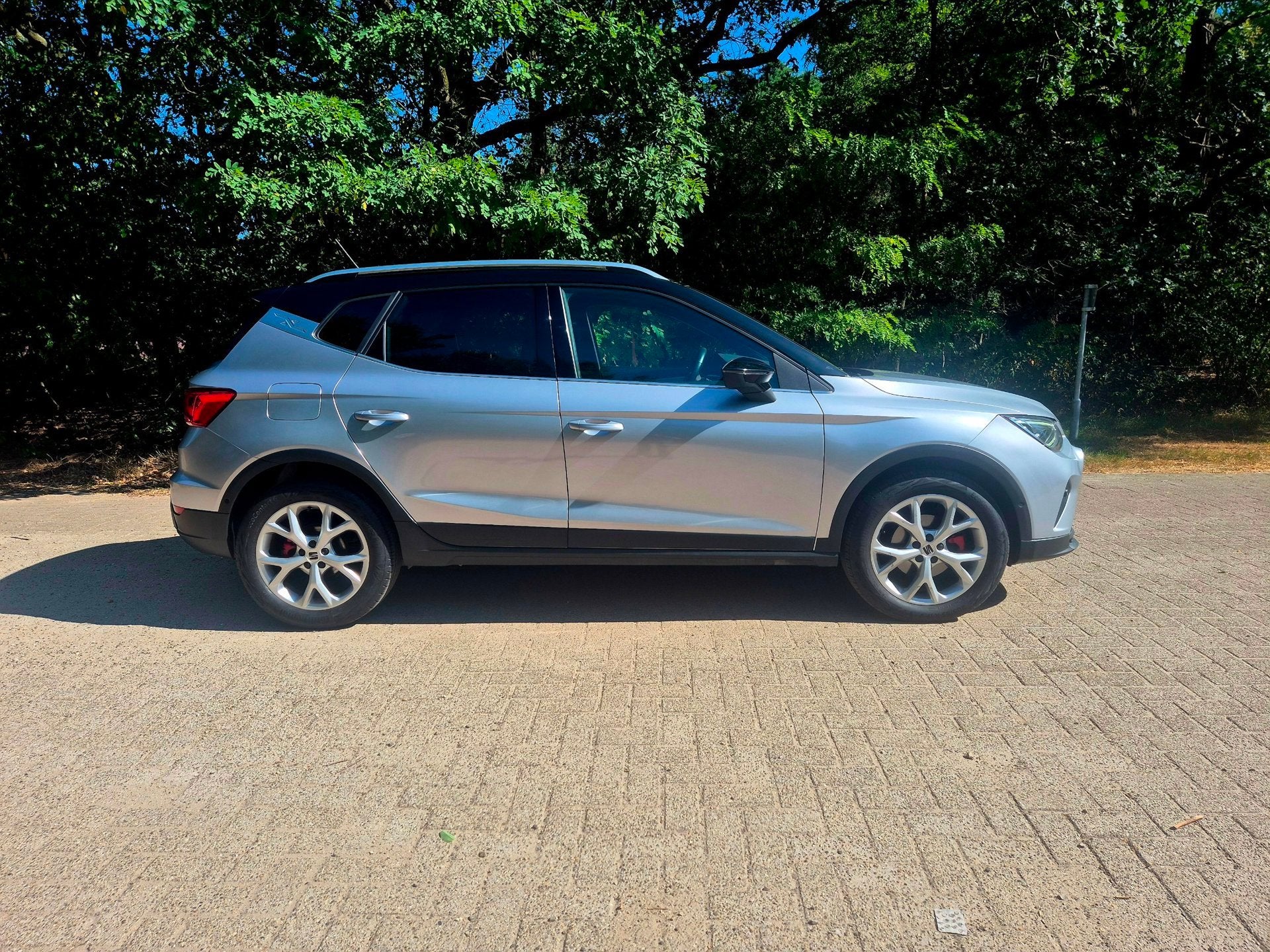 Seat Arona 1.5 EcoTSI FR Business Connect Xcellence, Auto's, Seat, Dealer onderhouden, Gebruikt, 4 cilinders, 150 pk