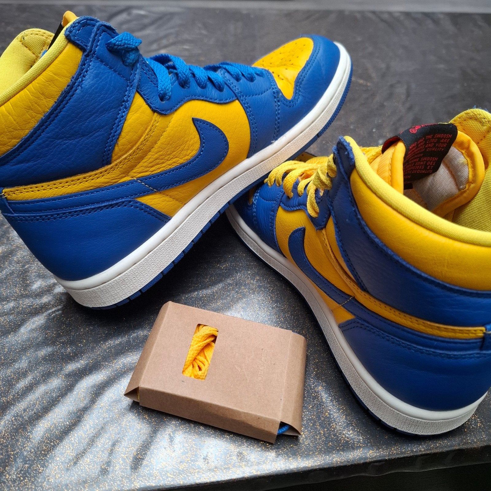 Nike Air Jordan 1 Retro High OG maat 37,5 'University Blue', Ophalen of Verzenden, Gedragen, Blauw