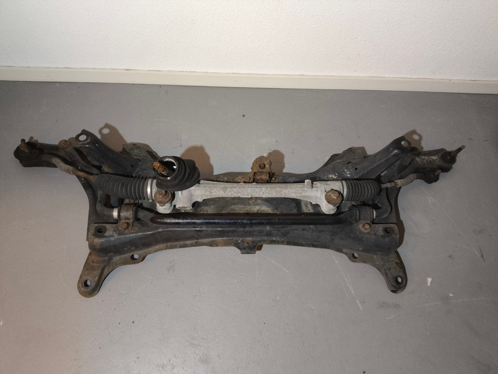 Subframe Citroen c1 Peugeot 108 Aygo x Play (2014-2022), Auto-onderdelen, Ophalen of Verzenden, Peugeot